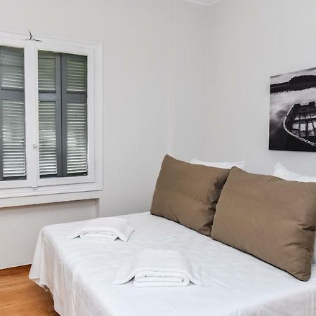 אתונה Warm Apartment At Exarchia 1 Bed 2 Pers מראה חיצוני תמונה