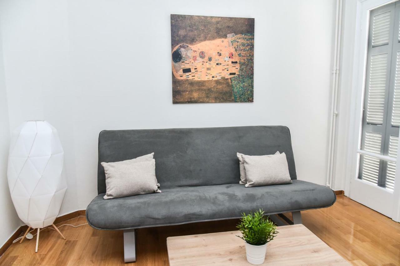אתונה Warm Apartment At Exarchia 1 Bed 2 Pers מראה חיצוני תמונה